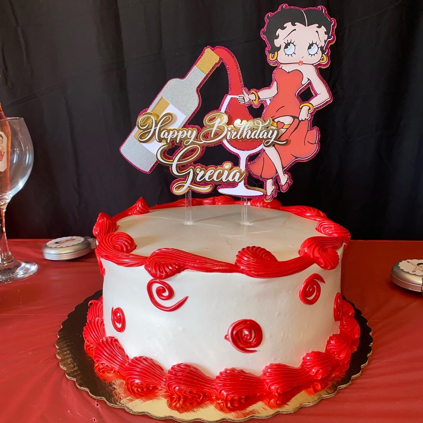 Golden BC - Doofies Cakes | Buy Cakes Online in Abuja, Nigeria | Get  Valentine Cakes